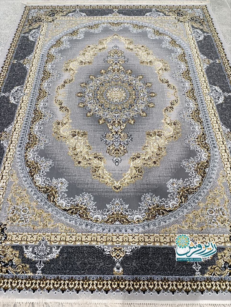 فرش ماشینی 500 شانه طرح کارن 2رنگ نقره ای