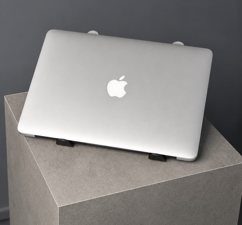 لپتاپ استوک اپل مدل MacBook Air ۱۴۶۶ — 4گیگابایت / 256گیگابایت / 2013 — تصویر ۸