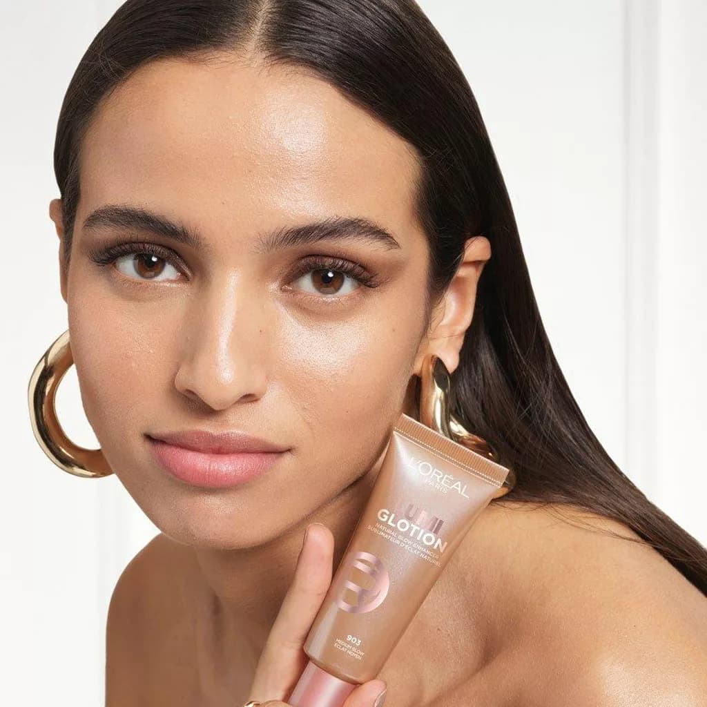 کرم درخشان کننده لومی گلوشن لورآل( لوریل) LOREAL LUMI GLOTION — تصویر ۵