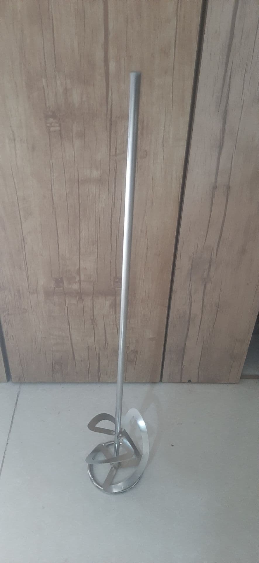 همزن آهنی رنگ و حلیم — تصویر ۲
