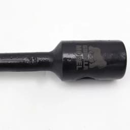 آچار چرخ مدل گوریلا کد YP-KAMIYOONI سایز 32-33 میلیمتر — تصویر ۴