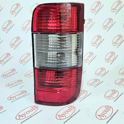 چراغ خطر عقب ون نارون راست شرکتی