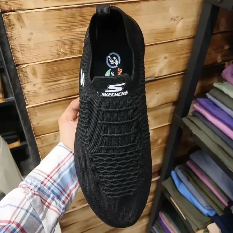 کتانی اسکیچرز مشکی و طوسی سایز 44 با رویه بافتی — تصویر ۴