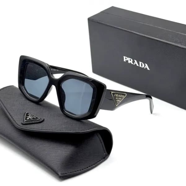 عینک آفتابی پرادا Prada مدل a2013 | فریم مربع کائوچویی |مناسب اقا و خانم ها