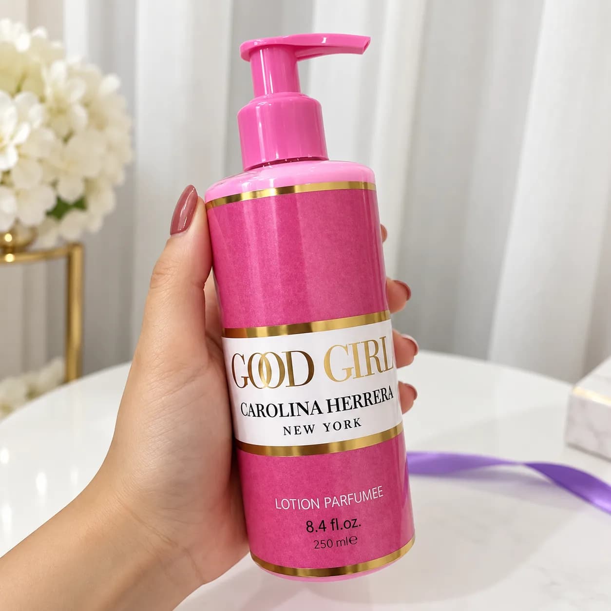 لوسیون بدن گود گرل کارولینا هررا Carolina Herrera حجم 300 میلی لیتر — تصویر ۲