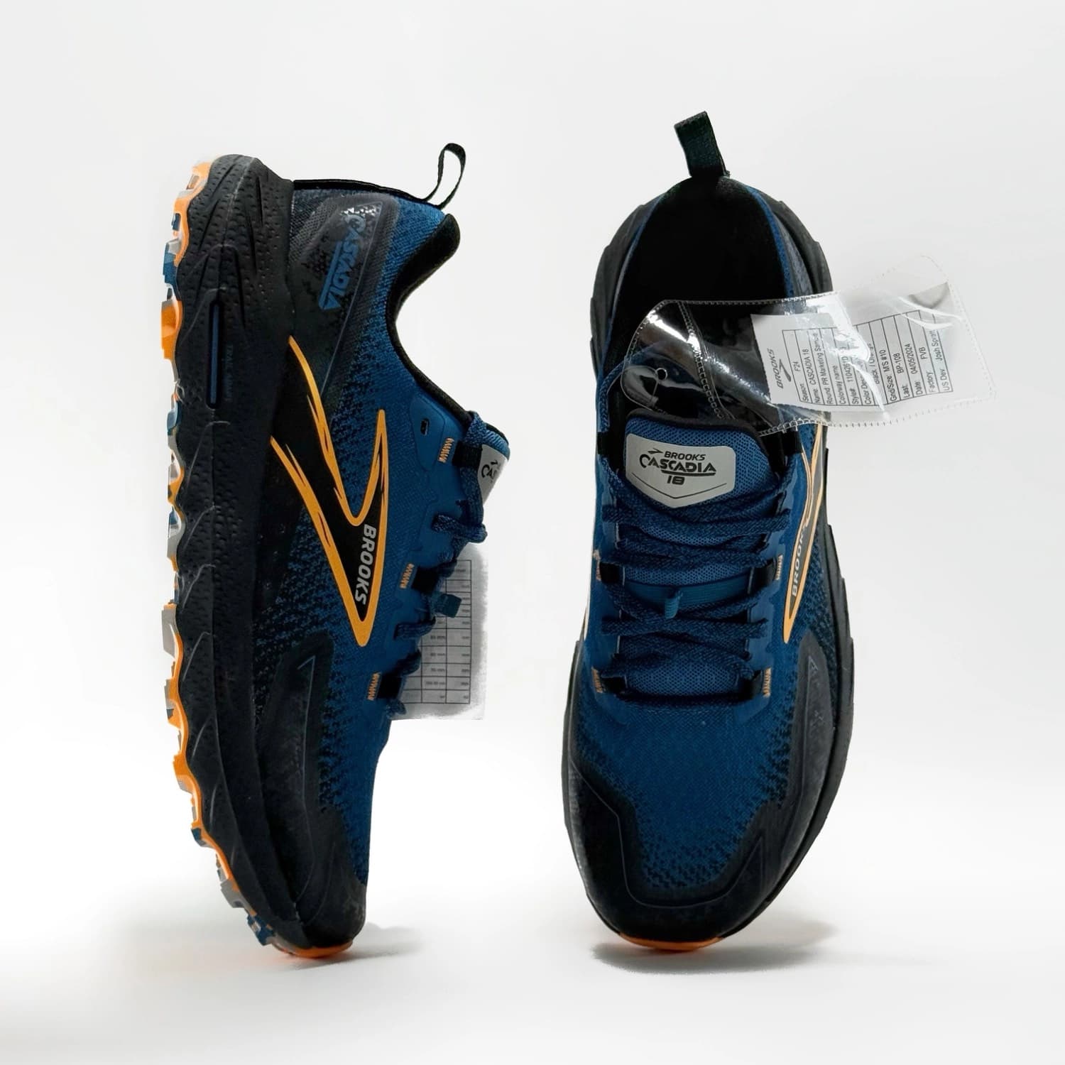 کتونی طبیعت گردی و پیاده رویی بروکس brooks cascadia 18 — تصویر ۳