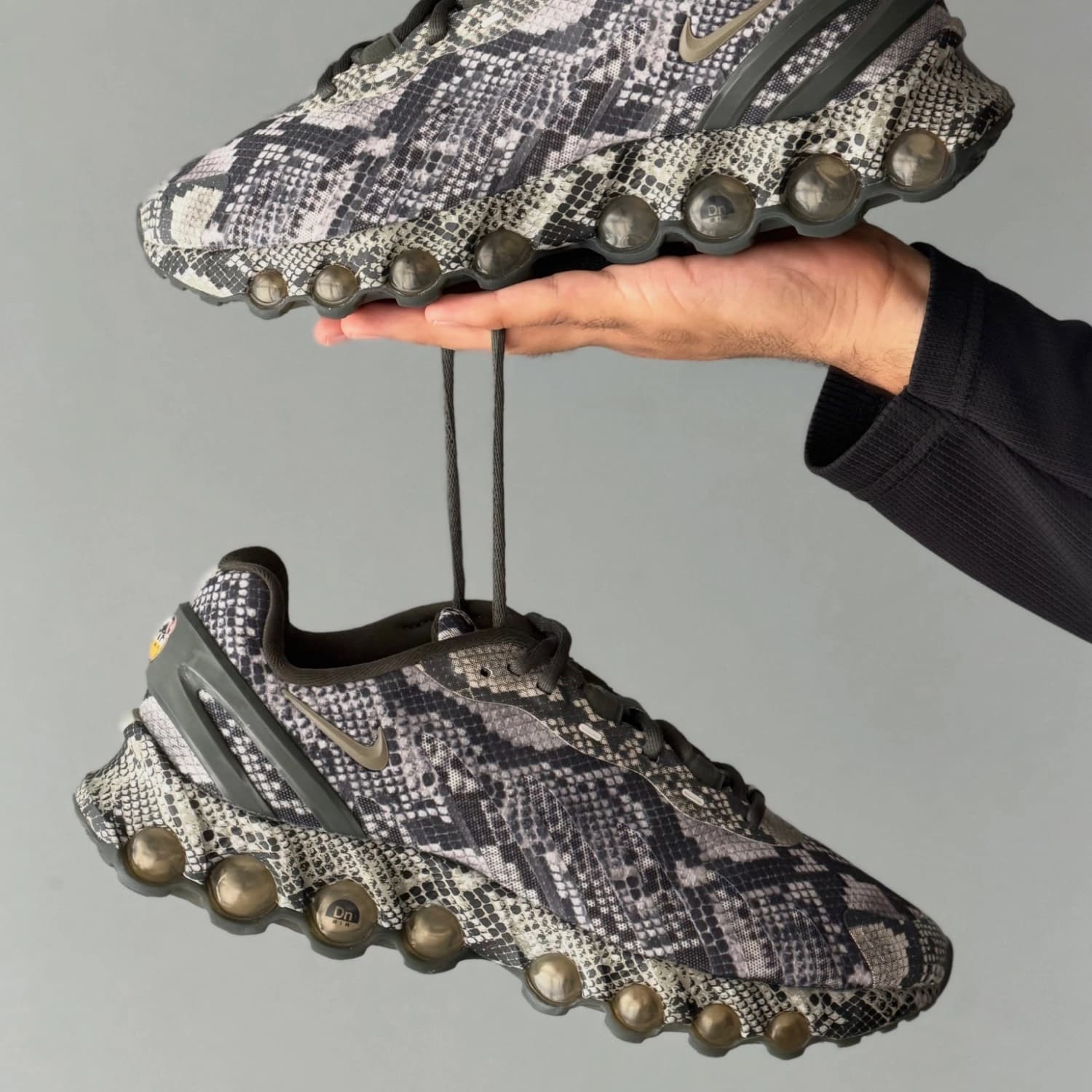 کتونی پیاده روی نایک Nike Air Max dn 8 — تصویر ۹