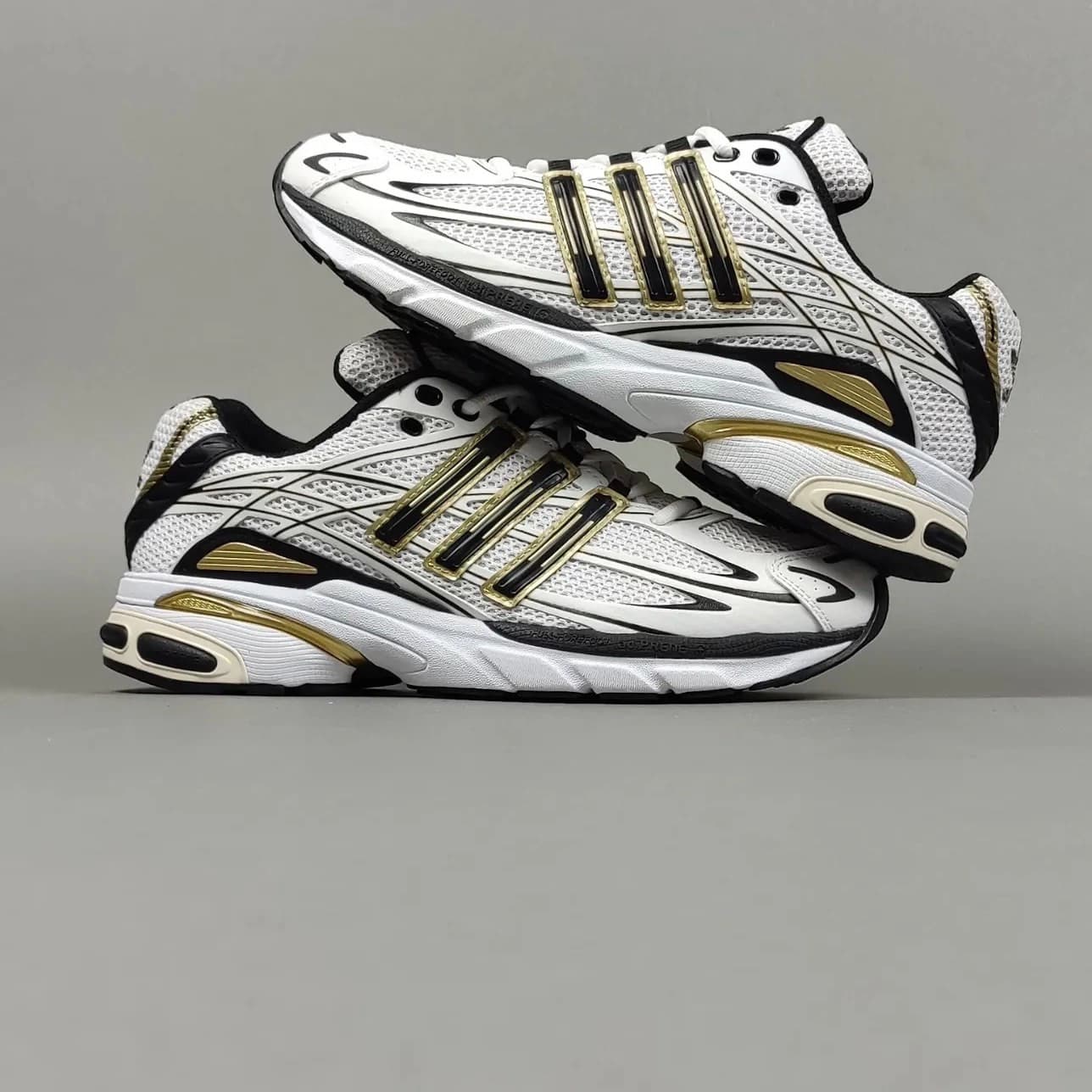 کتونی رانینگ آدیداس adidas adistar cushion — تصویر ۴