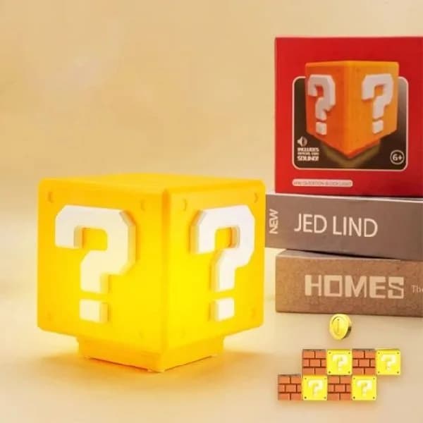 چراغ خواب و رومیزی طرح بلوک سوال ماریو (Super Mario Question Block Lamp) — تصویر ۳