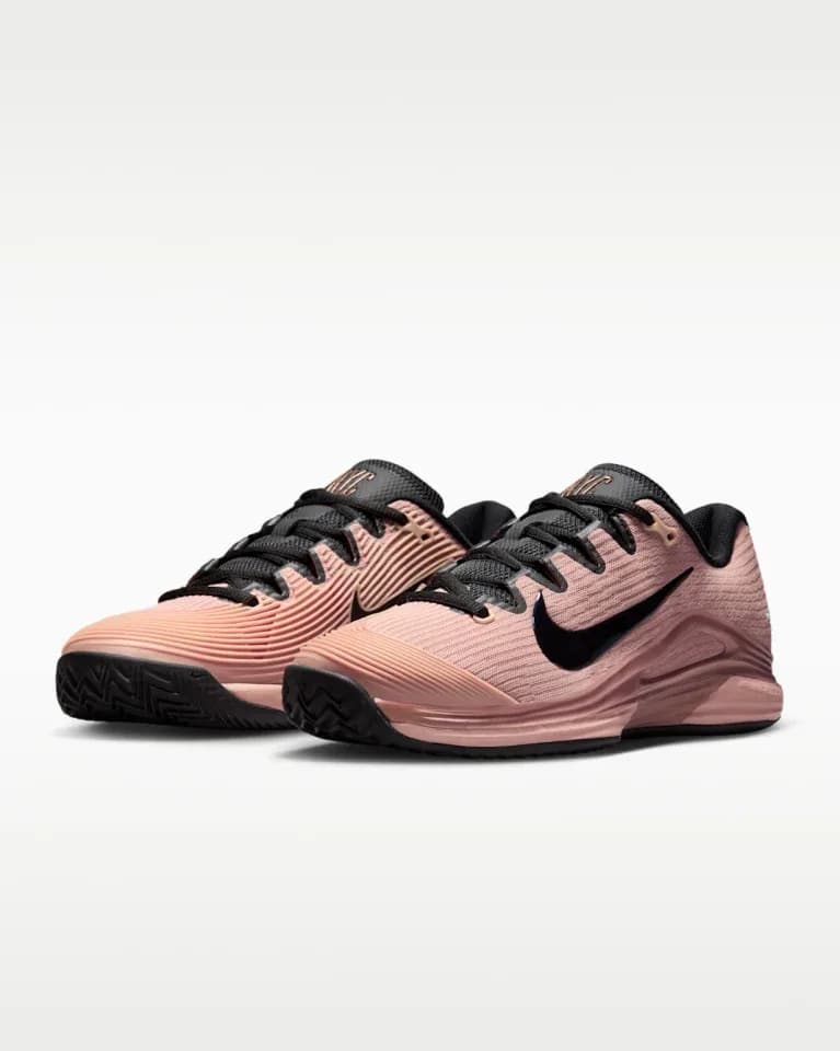 کفش تنیس زنانه نایک – Vapor 12 PRM – Clay – گلبهی/مشکی — تصویر ۴