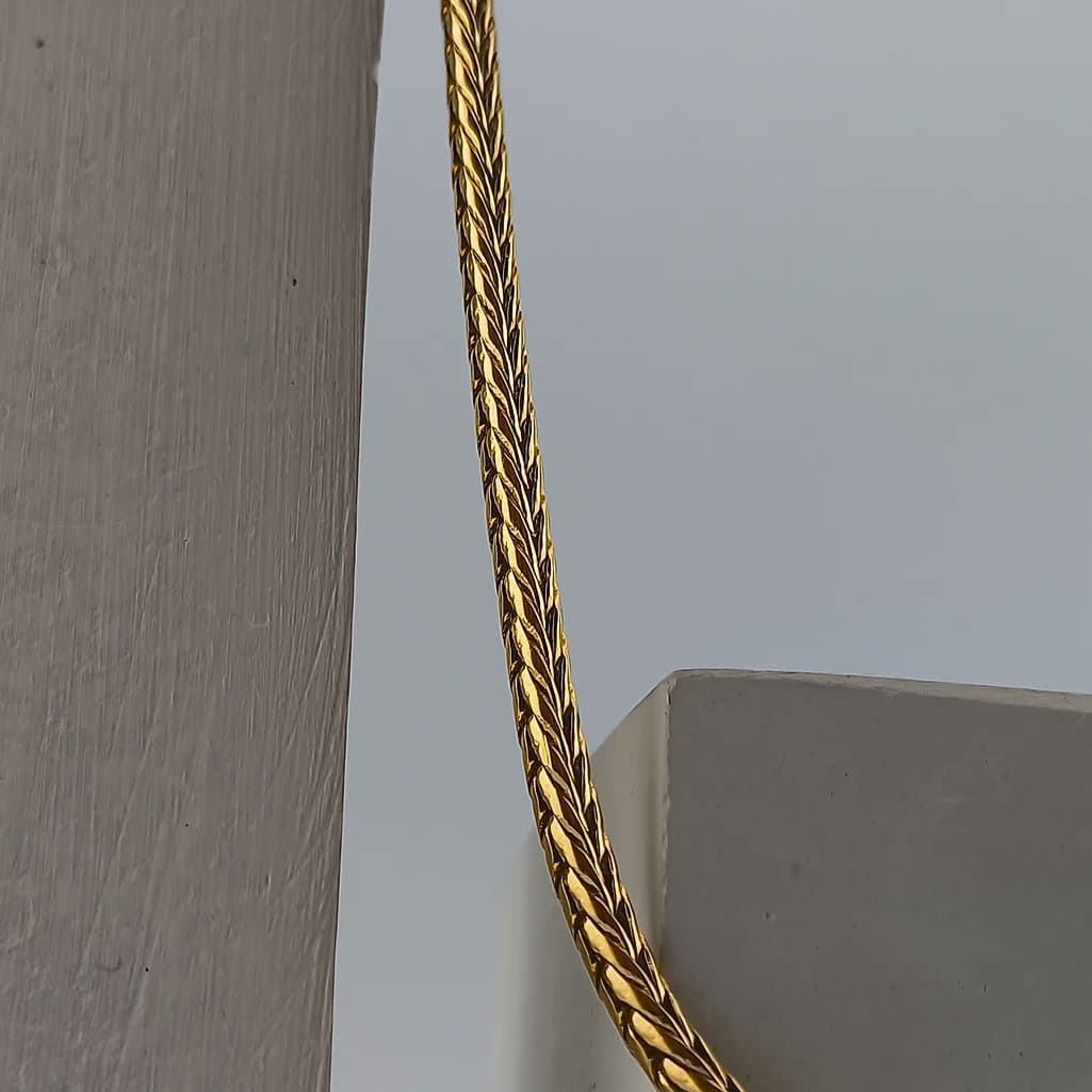 گردنبند استیل طلایی خوشه ای — تصویر ۲