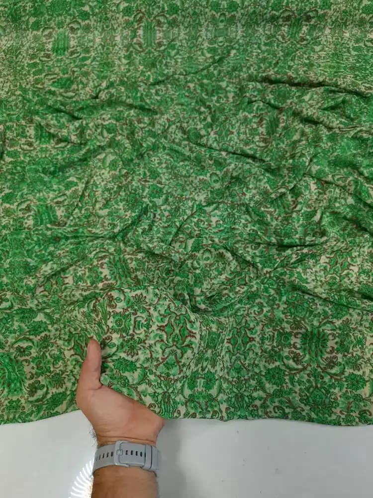 پارچه حریر ساده گلدار سبز