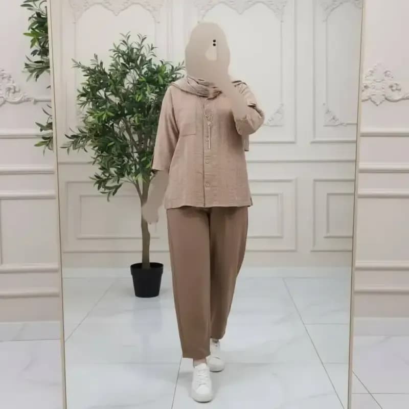 شومیز مانتویی کوک دوزی بهاره فری سایز نسکافه ای سبز کرم مشکی — تصویر ۴