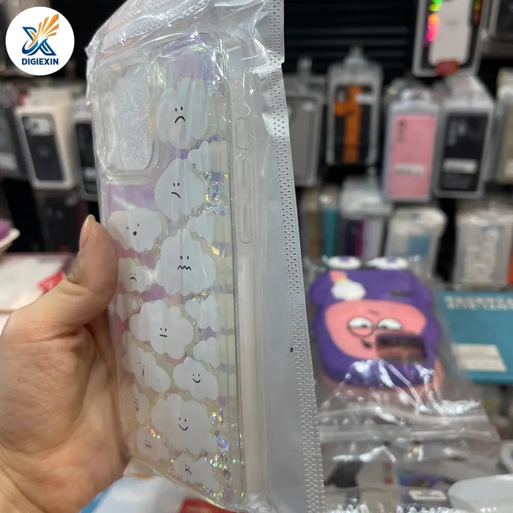 کاور آکواریومی شیشه ای مناسب برای آیفون 13 پرومکس — تصویر ۲