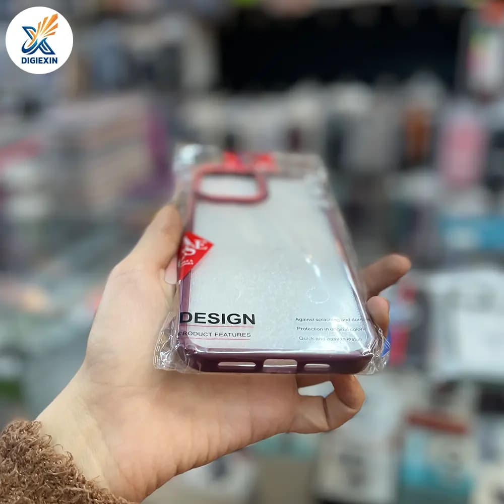 کاور شفاف دور سیلکونی مناسب برای آیفون 13 پرومکس — تصویر ۴