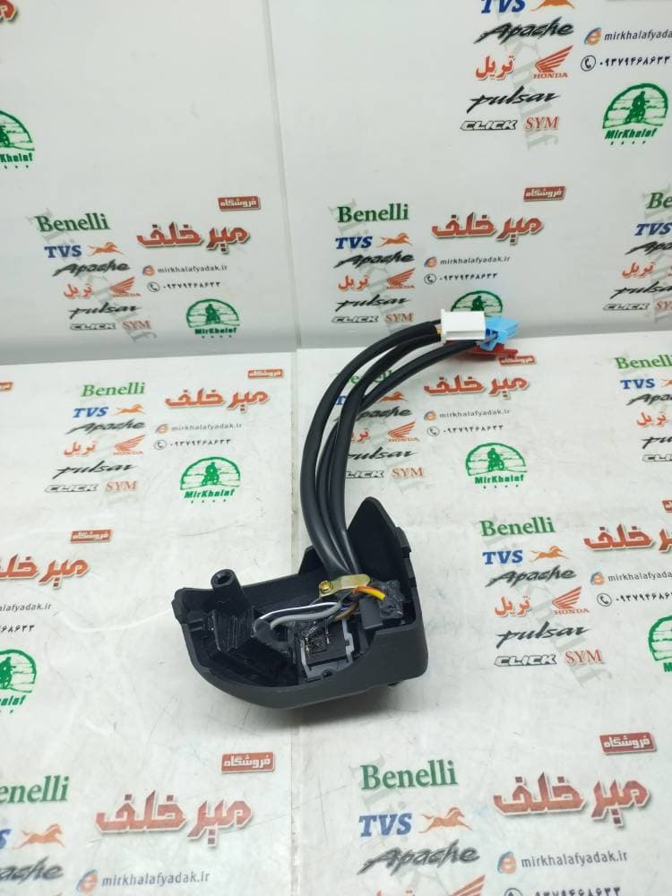 قلوه سوییچ استارت (سمت راست) موتور یاماها طرح ایروکس nvx — تصویر ۳