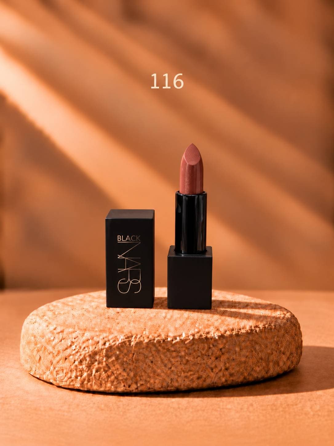 رژ لب جامد SN 116 black nars