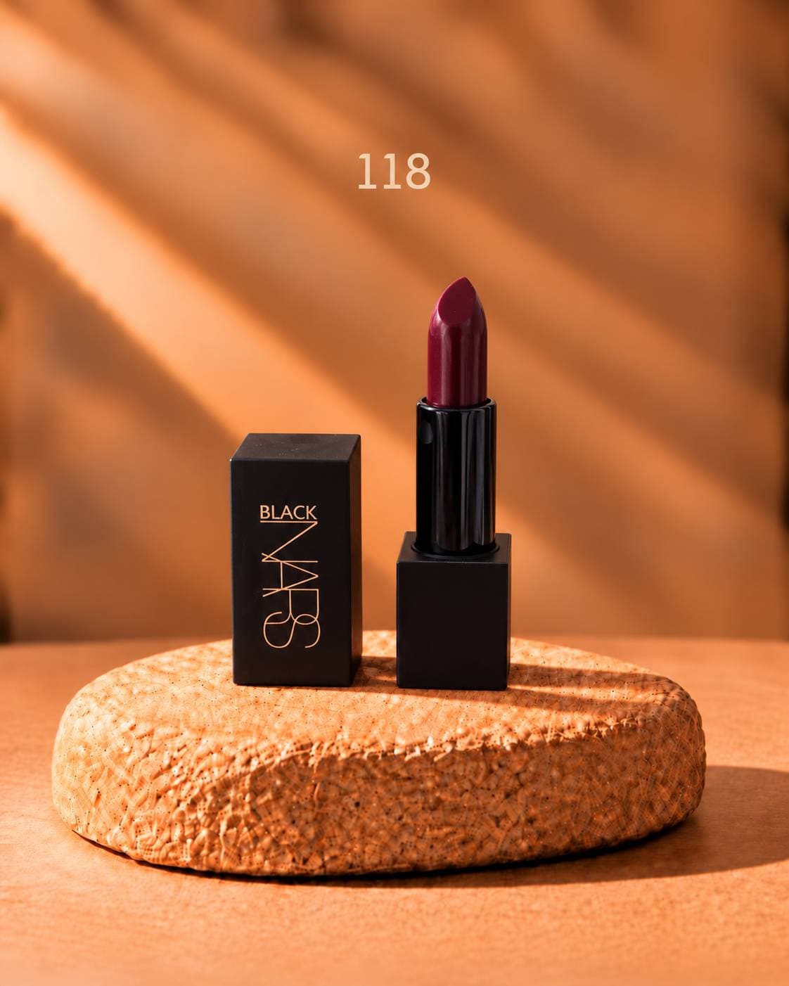 رژ لب جامد SN 118 black nars