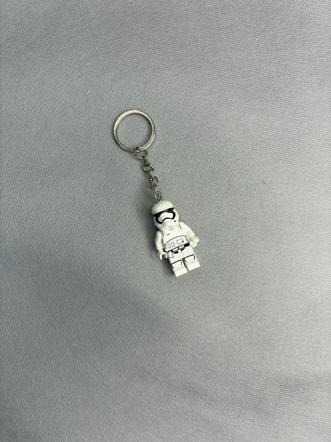 جاکلیدی لگو مدل stormtrooper