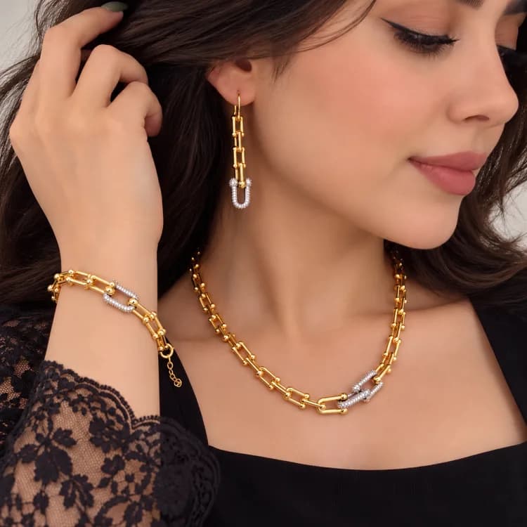 سرویس طرح طلای تیفانی زنانه برند شین با نگین اتریشی کد 2004