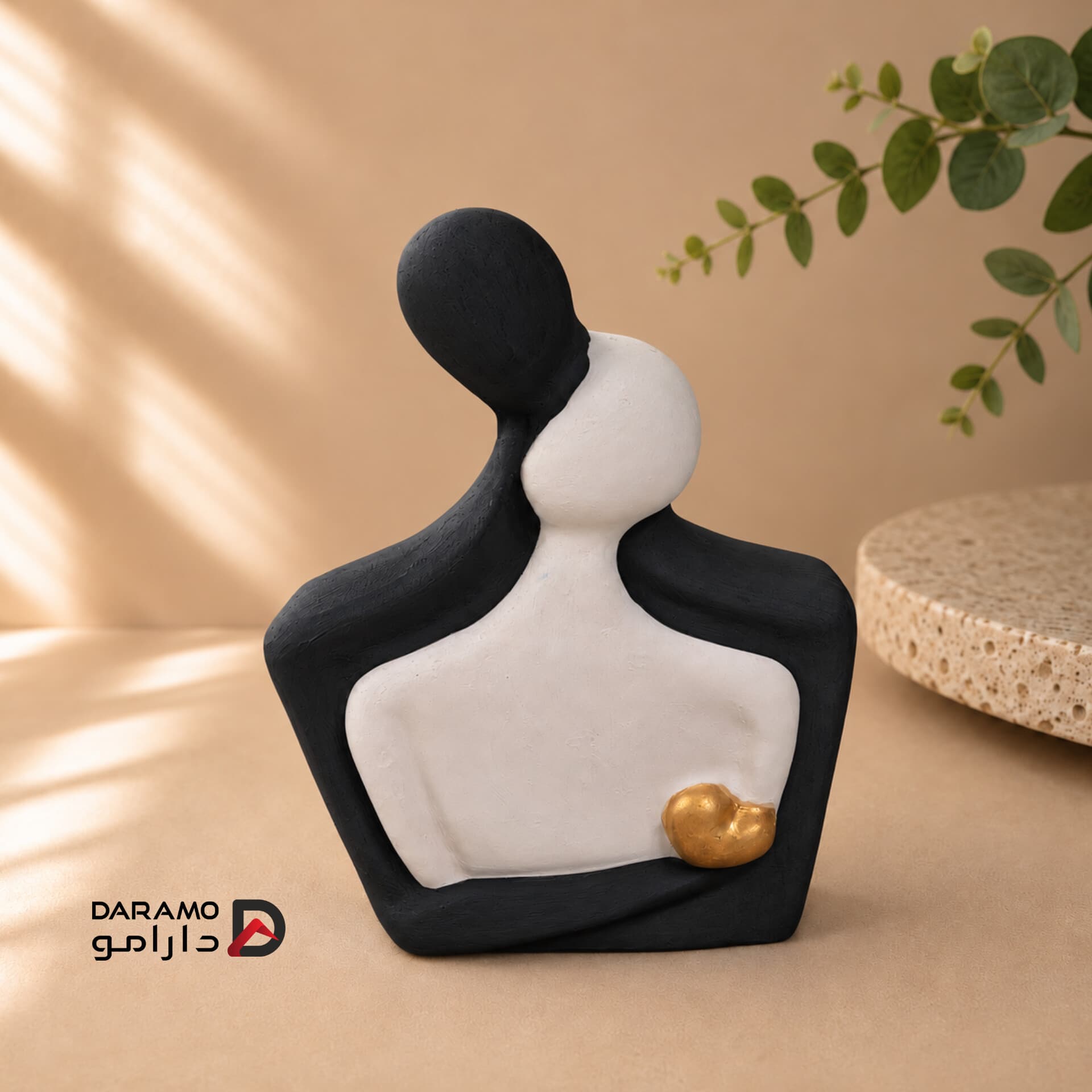 مجسمه دکوری آغوش عشق