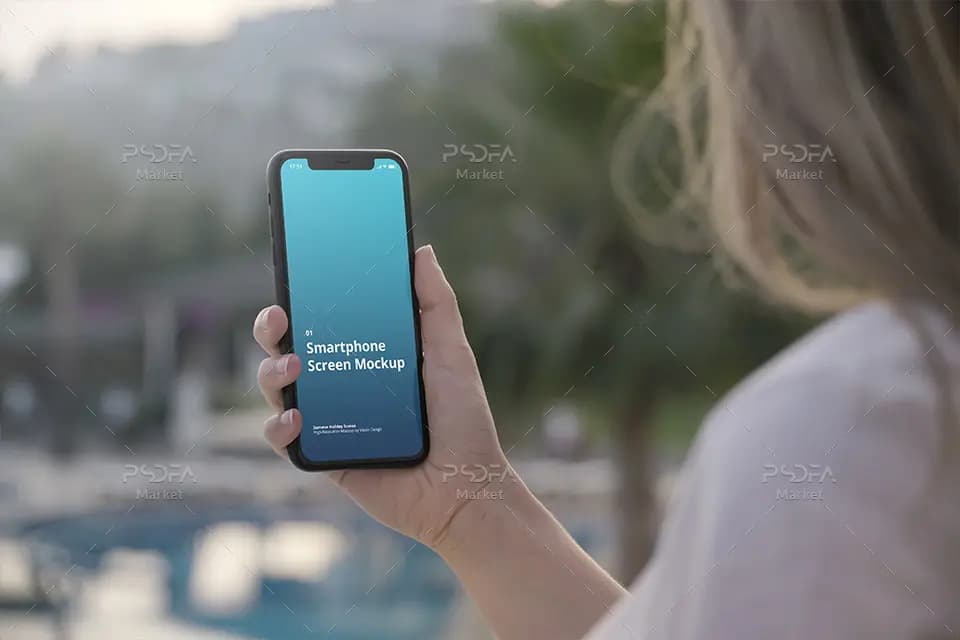 موکاپ موبایل آیفون در منظره و طبیعت ساحل با فرمت PSD — تصویر ۵
