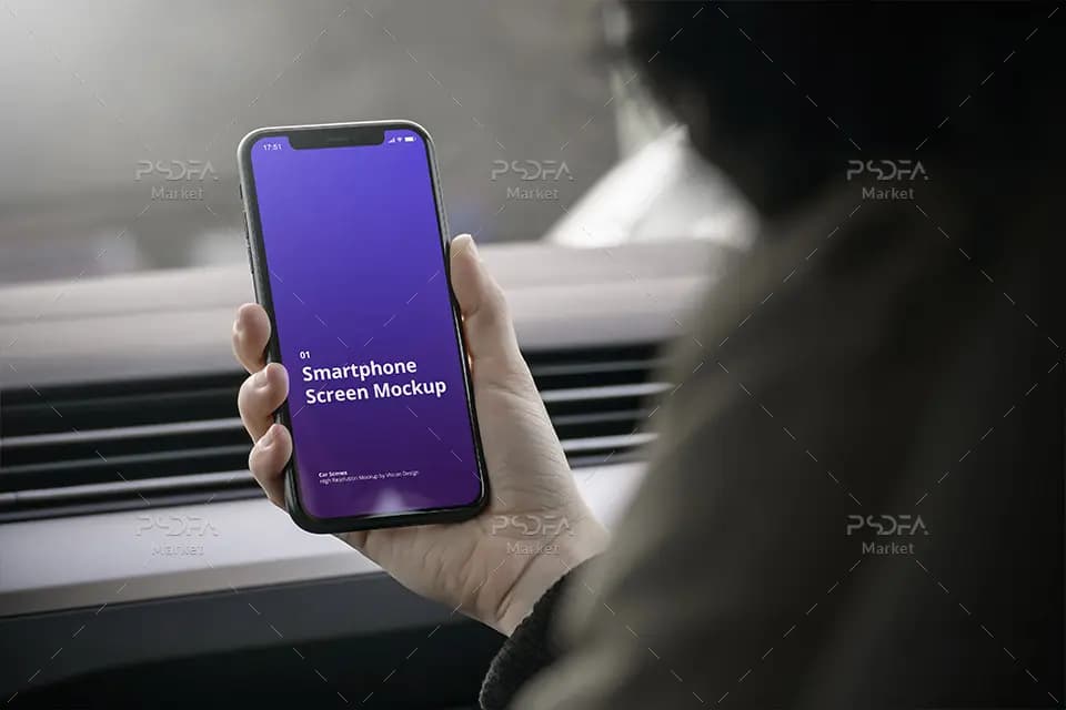 موکاپ موبایل آیفون داخل اتومبیل و ماشین به صورت لایه باز برای فتوشاپ — تصویر ۳