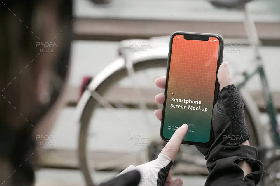 موکاپ گوشی آیفون در دست داخل شهر و پارک iPhone Mockup — تصویر ۷