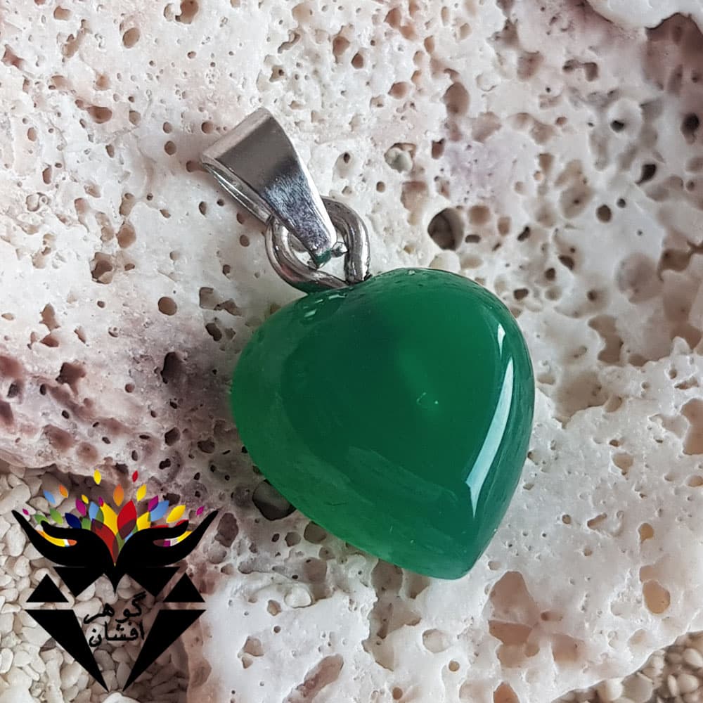 گردنبند عقیق سبز اصل قلبی دخترانه G1643