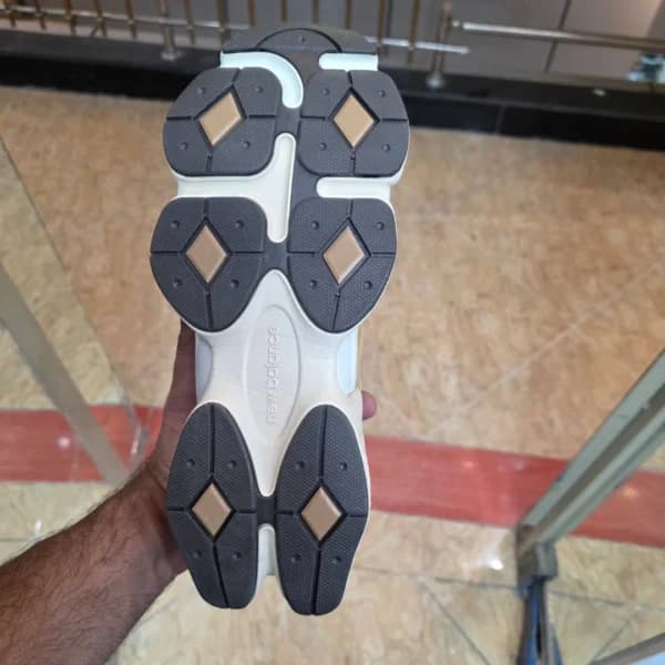 کتونی رانینگ و پیاده روی نیوبالانس ۹۰۶۰ ست زن و مرد سایز 38 تا 45 Newbalance 9060 — تصویر ۳
