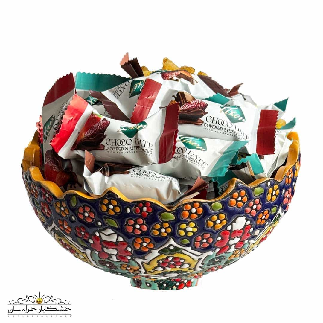 خرما مغزدار با روکش شکلات