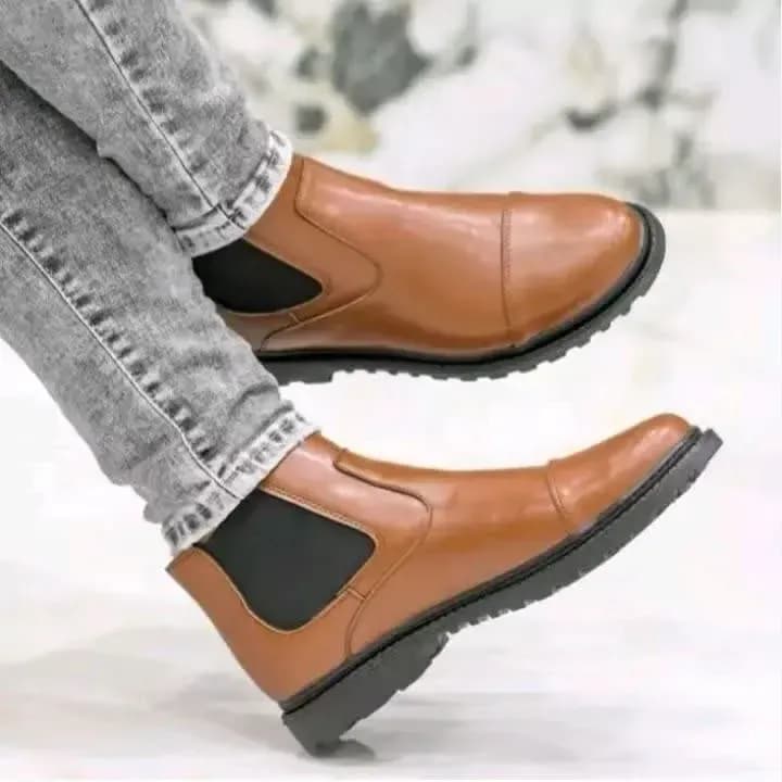 نیم بوت مردانه چرم مصنوعی رنگ عسلی مدل ایتالیا