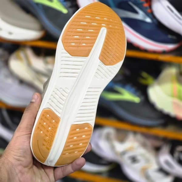 کتونی مسترکوالیتی اسکیچرز اسلیپ اینس Skechers Slip Ins سایزبندی 40 الی 45 ساخت ویتنام — تصویر ۳
