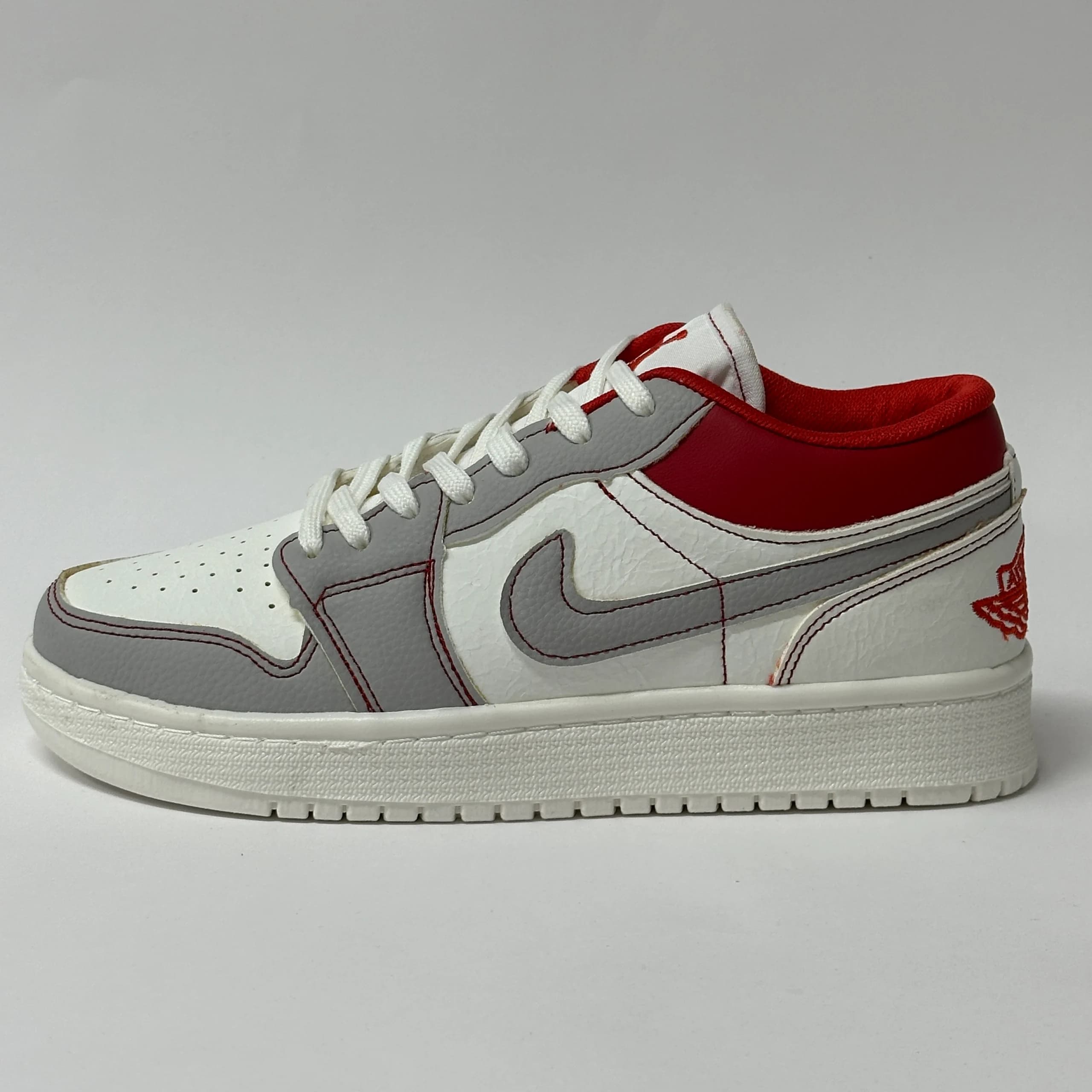 کتانی زنانه نایک جردن رد اف وایت | Women’s Nike Jordan Red Off-White Sneakers