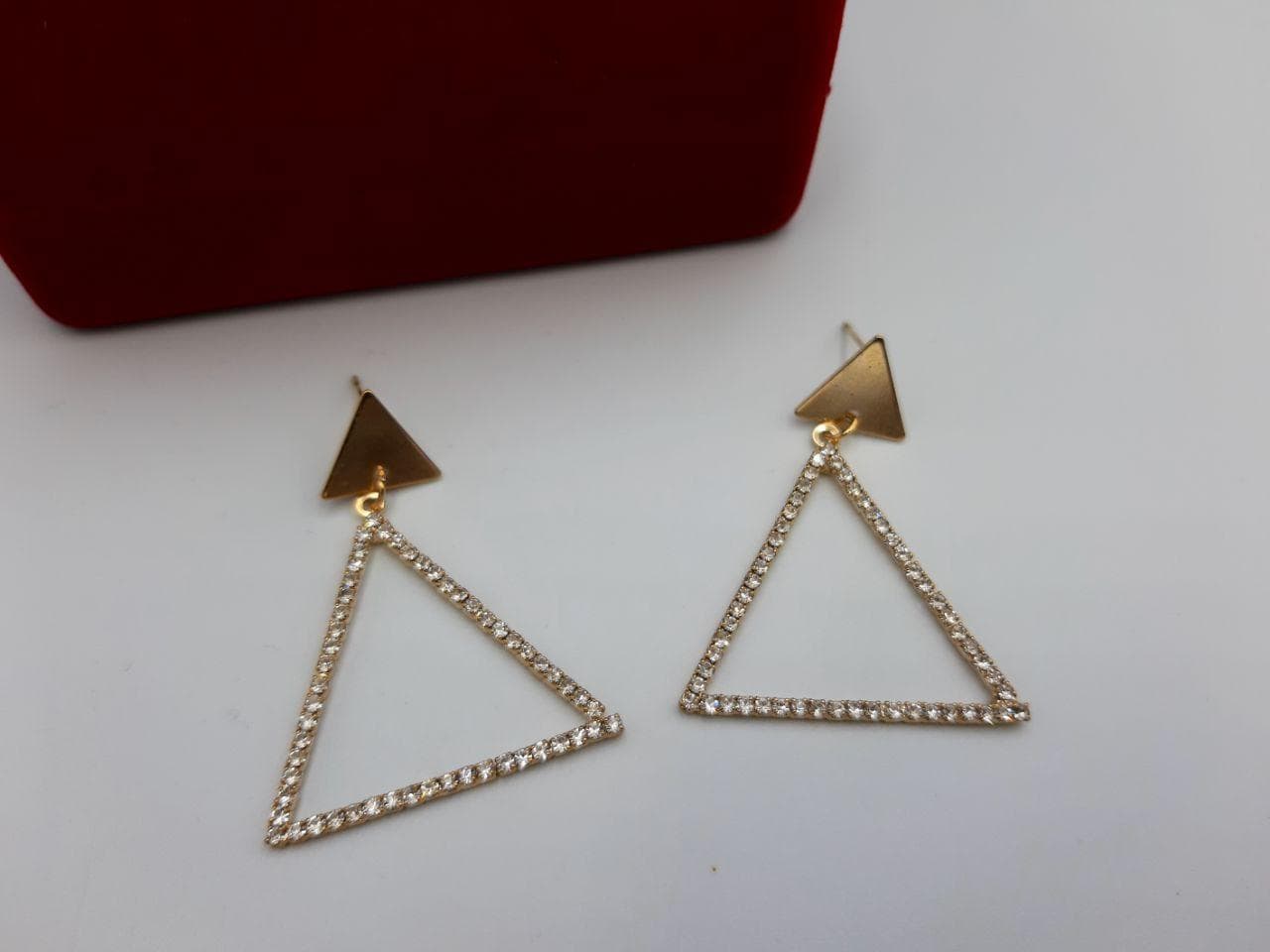 گوشواره مثلثی نگین کاری