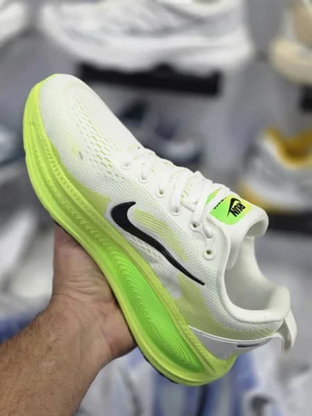 کتونی نایک ایر زوم ومرو پلاس Nike Air Zoom Vomero Plus — تصویر ۴