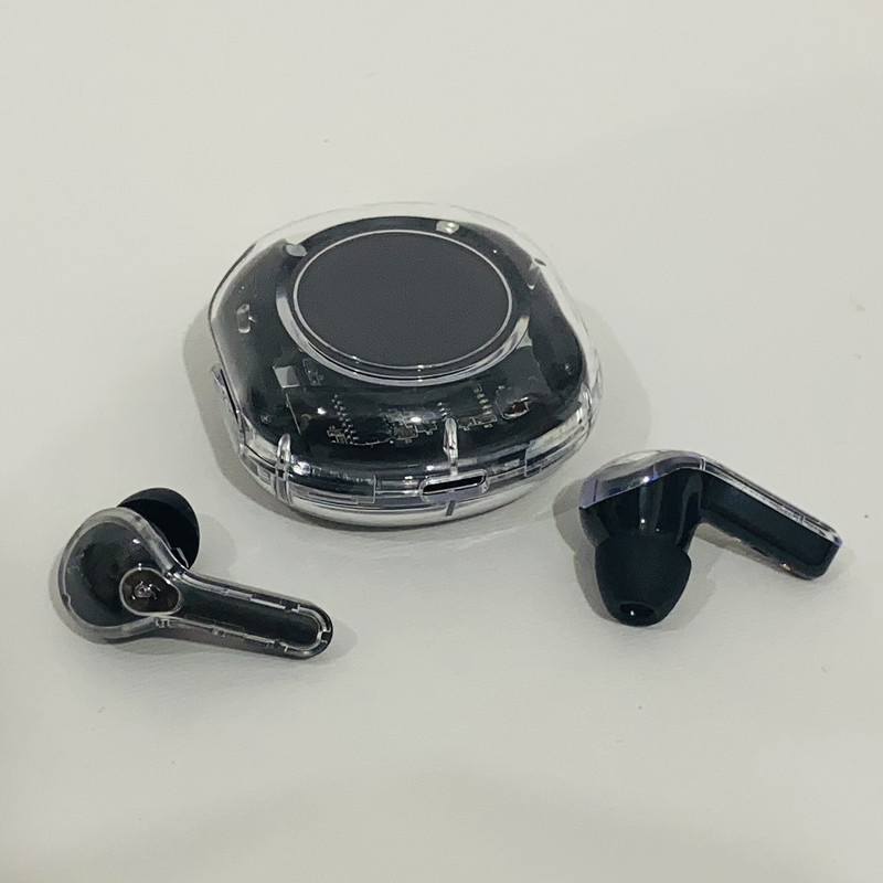 هدفون بلوتوثی مدل UltraPods Pro بدون قابلیت نویز کنسلینگ، درگاه شارژ USB Type-C، با قابلیت کاهش نویز — تصویر ۵