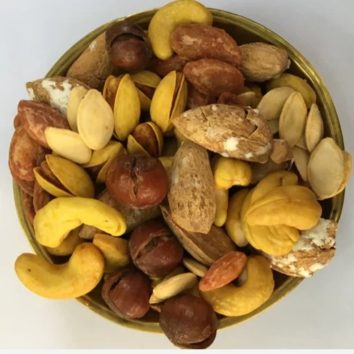 اجیل شور500گرم(فندق با پوست -بادام هندی -پسته با پوست-تخمه کدو وجابنی- بادام منقی)