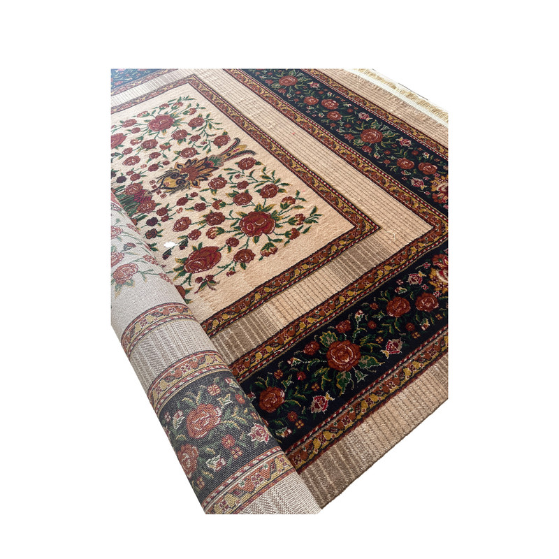 فرش ماشینی 420 شانه زمینه بژ حاشیه سرمه ای مدل 4120 — تصویر ۳