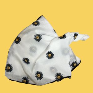 دستمال سر و گردن زنانه مدل بابونه
