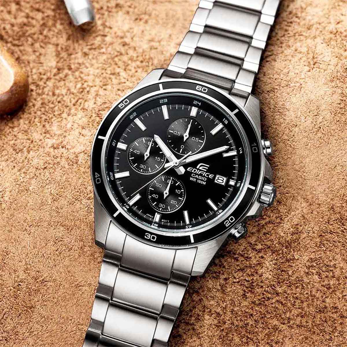 ساعت مچی عقربه‌ای مردانه کاسیو مدل EFR-526D-1A — تصویر ۴