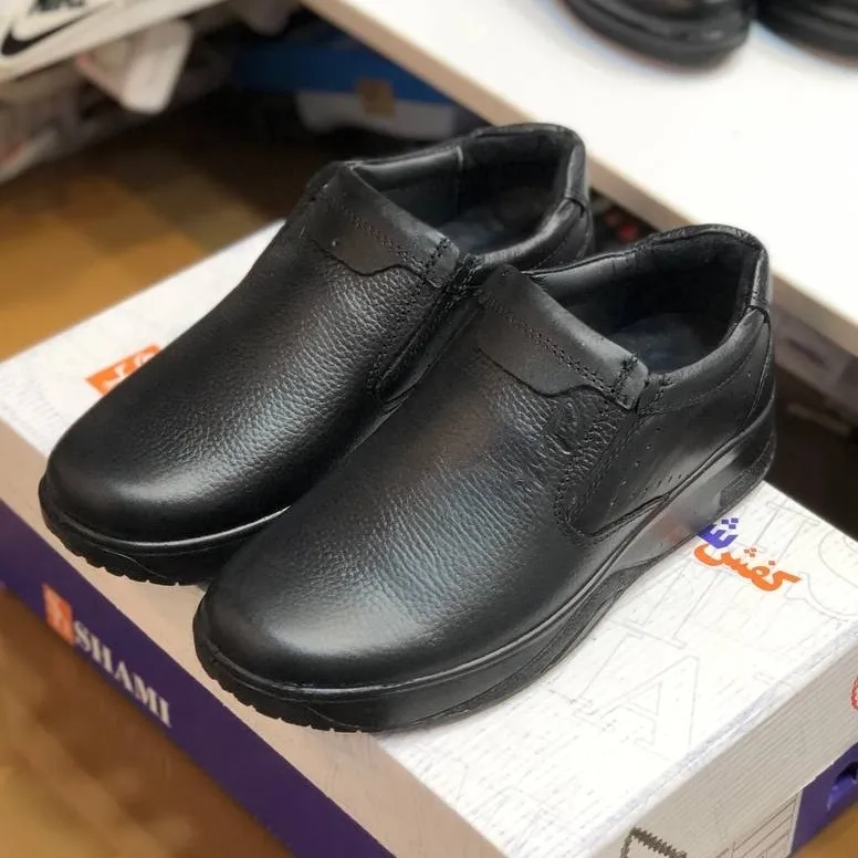 کفش چرم مردانه طبی طرح کلارک رخشی مشکی سایزبزرگ — تصویر ۵
