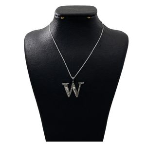 گردنبند نقره زنانه دلی جم طرح W کد D 685