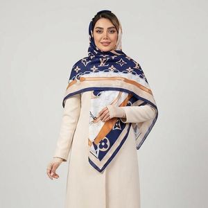 روسری زنانه مدل نخی پاییزی طرح زنجیری کد 2854