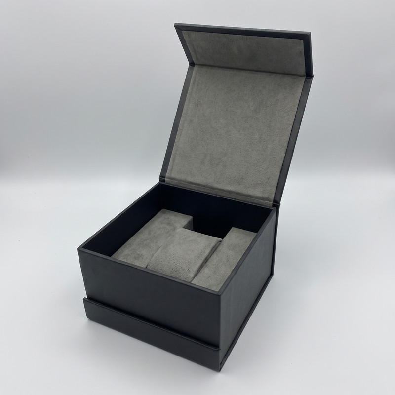 ساعت مچی عقربه‌ای کوارتز مردانه سوئیس آرت مدل 920183DG0202 — تصویر ۳