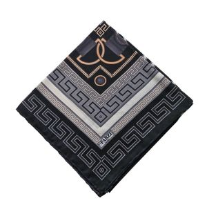 روسری زنانه مدل نخی طرح هندسی مدرن