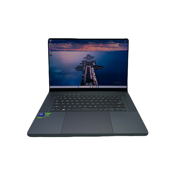لپتاپ استوک ایسوس مدل ASUS ROG ZEPHYRUS ULTRA 9 185H 16GB DDR5 1TB SSD RTX4070 8GB INTEL ARC
