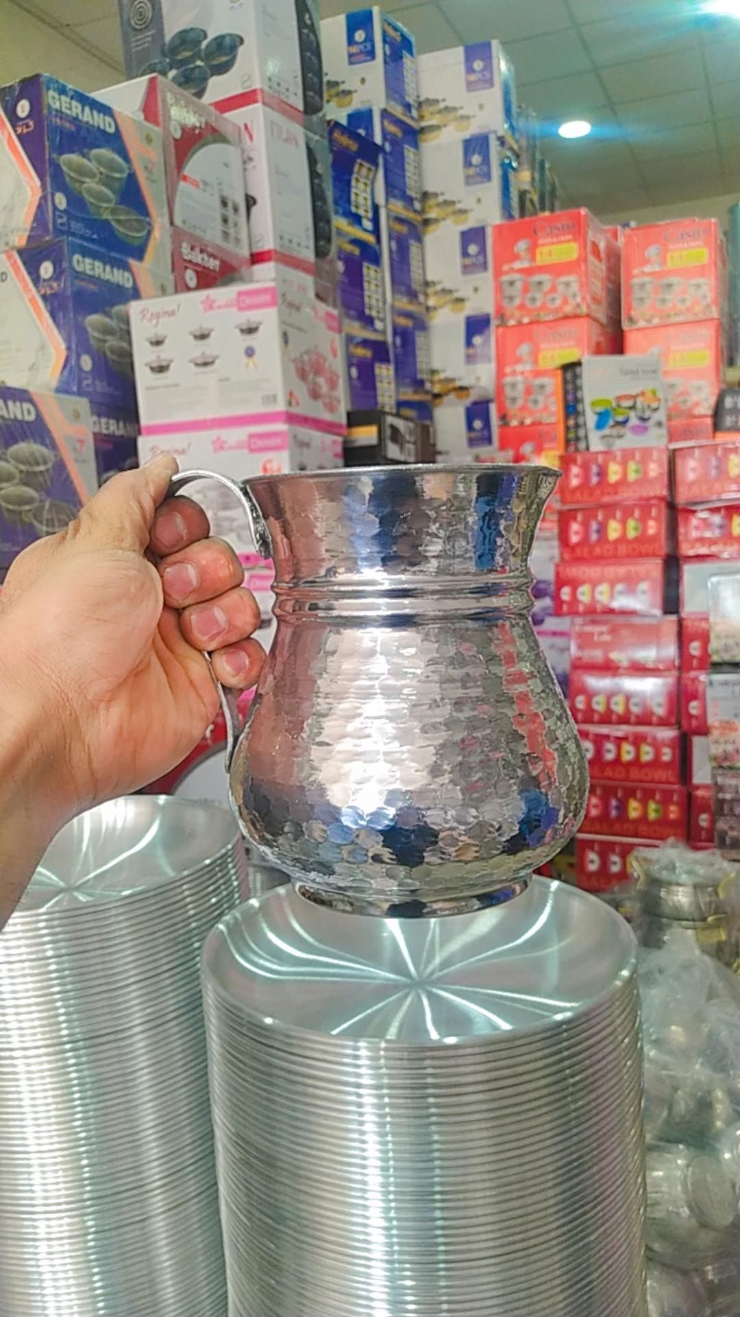 پارچ روحی چکشی 1.5 لیتری ضخیم | 4 مدل دسته سفید، دسته طلایی، لیزری و ترک — تصویر ۳