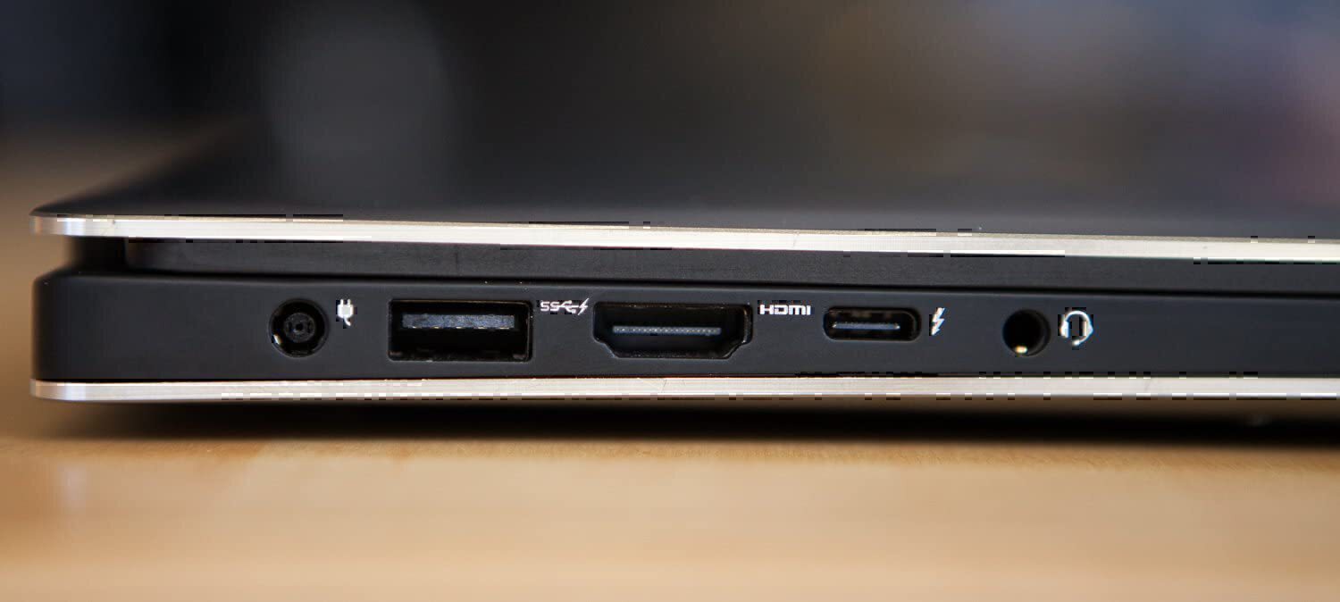لپ تاپ دل Dell Precision 5520 با پردازنده نسل هفتم — تصویر ۳