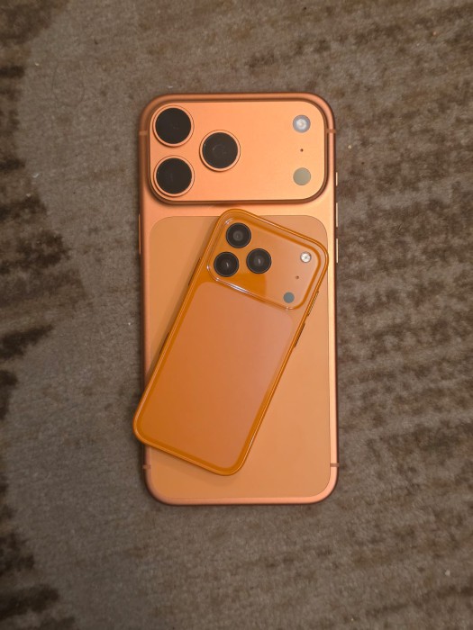 آیفون مینی Iphone 17 pro max mini گیگ رام 8